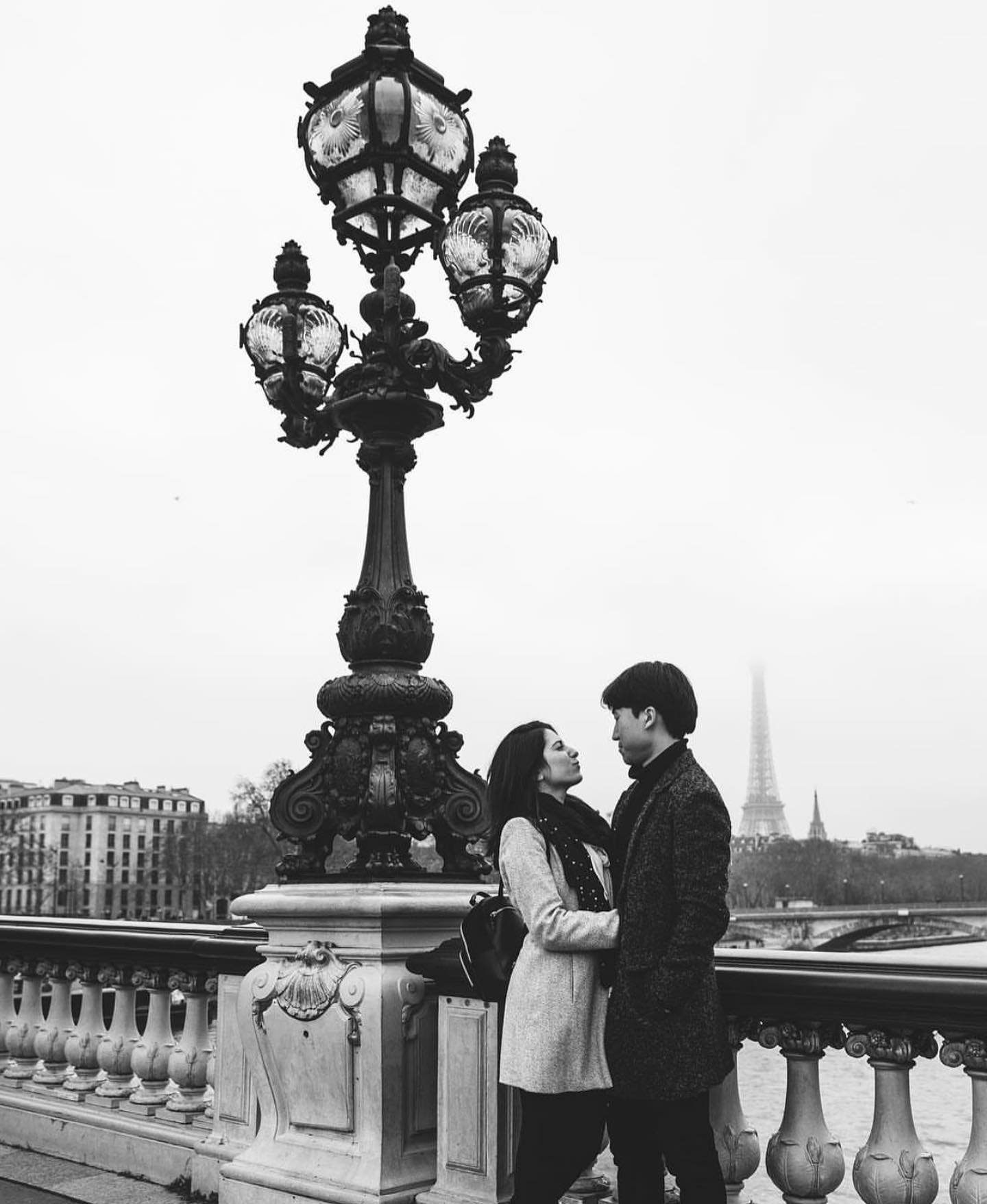 Séance couple 🥰 N’hésitez pas à me contacter pour un souvenir unique et pour immortaliser votre amour sur Paris ou en région parisienne ❤️

#shoot #photographe #glamshoot #photographeparis #photographeessonne #couplegoals #couplove #shootingparis #shootingcouple